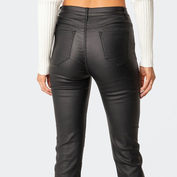 NWT Edikted Luna Faux Leather Flare Jeans - Picture 2 of 5